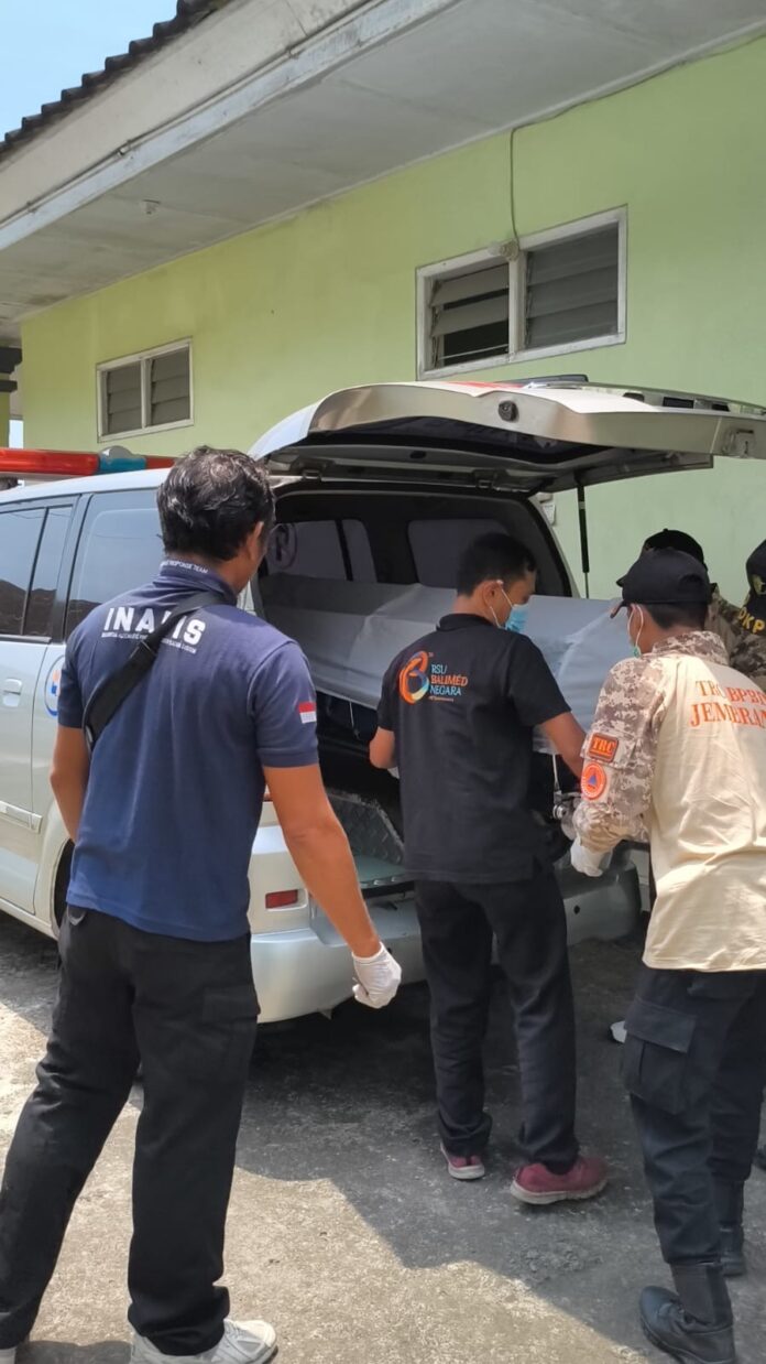 4fc4e318-2082-4f47-a65c-28b7d9c026ab