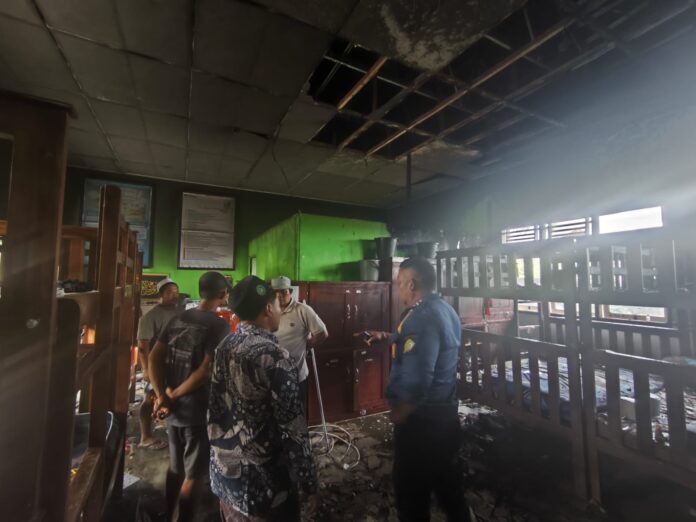 PHOTO-2025-12-05-21-26-55