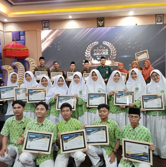 PHOTO-2025-12-06-11-13-39