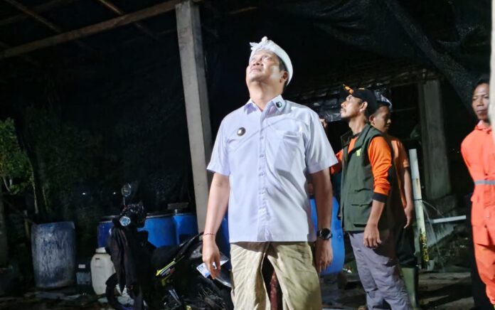 PHOTO-2025-12-10-06-27-04