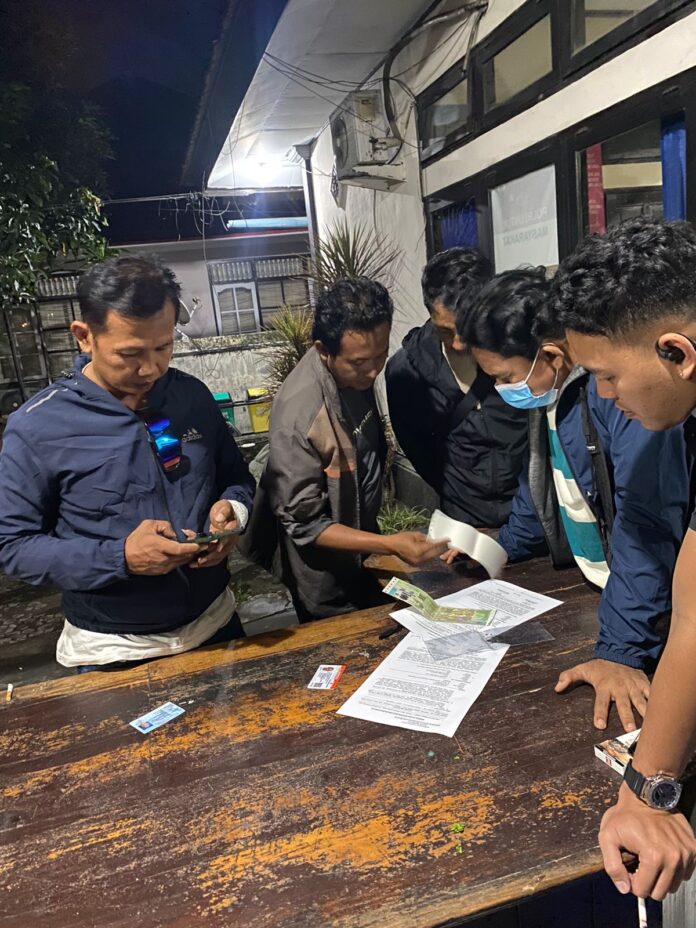 d50eb49a-3e32-4925-bebe-7174cf96560d