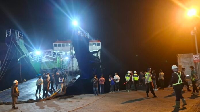 Nelayan selamatkan pria Jember di Pelabuhan Gilimanuk